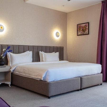 Orient Hotel 比什凯克 外观 照片